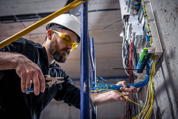 Best Emergency Electrical Repair  in Fort Hunt, VA